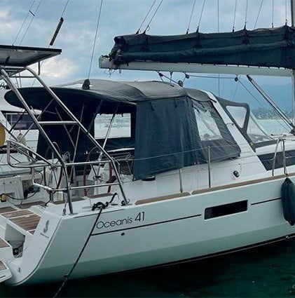 foto_benateau_perfil5 beneteau oceanis 41