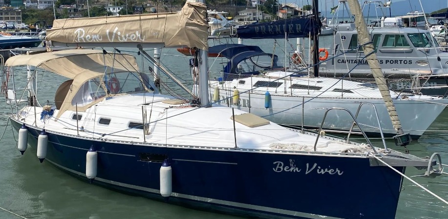 Delta 365 – O Seu Veleiro em Florianópolis: Viva a Liberdade de Navegar no Paraíso!